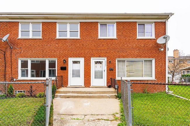 Building Photo - 9543 Sumac Rd