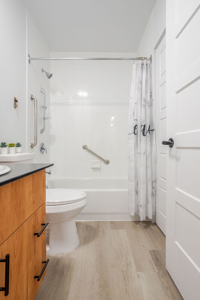 Building Photo - L'Esterel