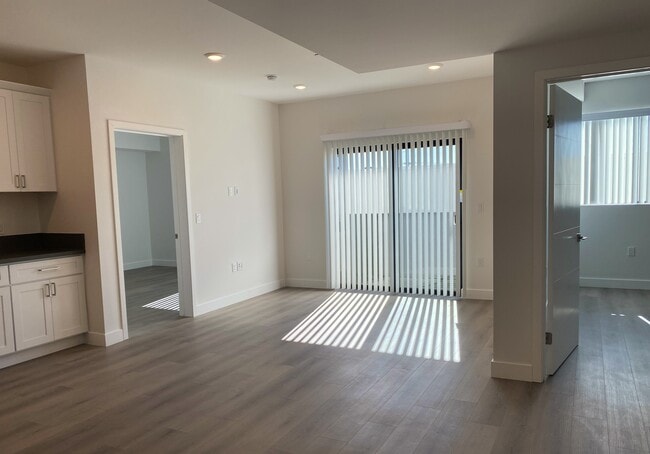 Building Photo - 16030 Sherman Way
