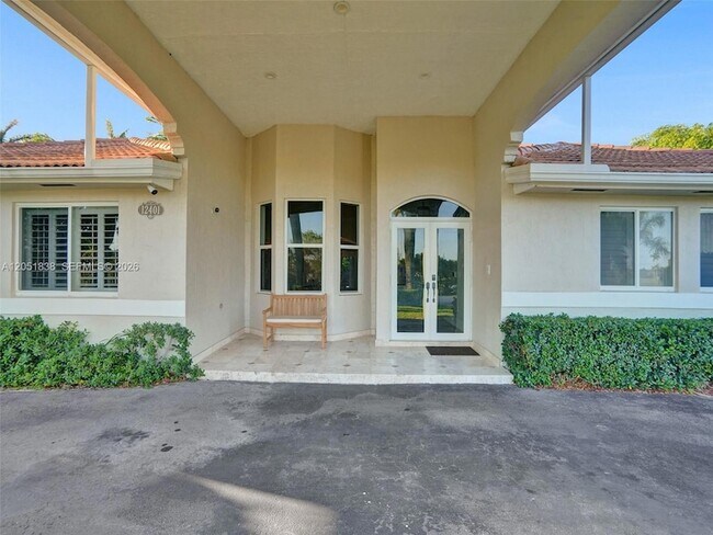 Foto del edificio - 12401 SW 77th St