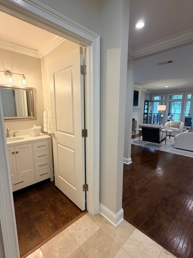 Foto del edificio - Stunning Luxury, Two Bedroom Creek Front Condo in Hilton Head Plantation