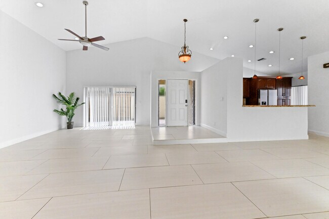 Foto del edificio - 21757 Contado Rd