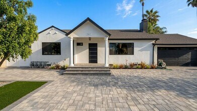 Building Photo - 7317-7321 Garden Grove Ave