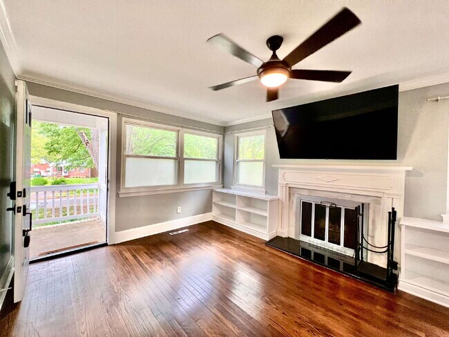 Foto del edificio - Welcome home to this charming house located near the heart of Charlotte, NC.