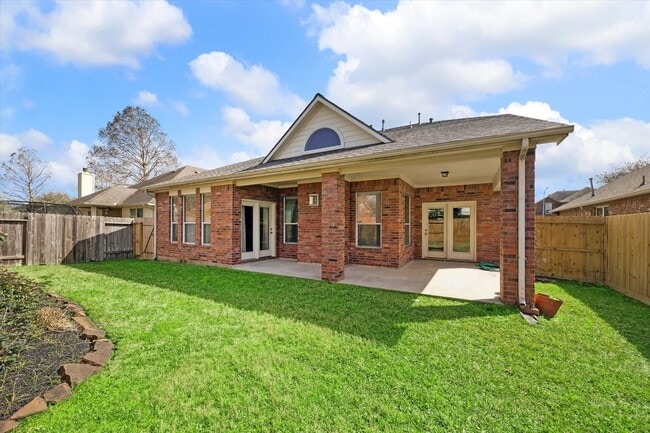 Building Photo - 2088 Silverthorn Ln