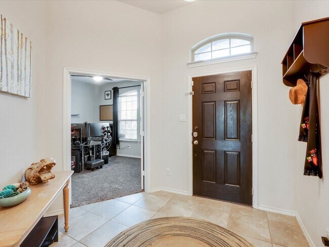 Building Photo - Spacious 4BR House in Haslet