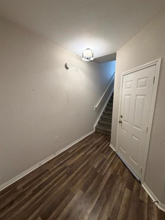 Building Photo - 5220 W Kennedy Blvd