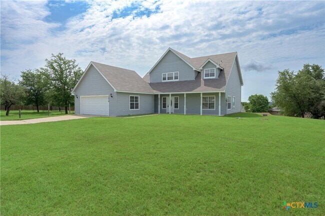 Foto del edificio - 1810 Mesa Oaks Cir