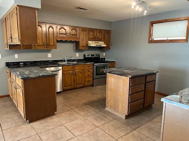 Foto del edificio - 5900 S River Hills Rd