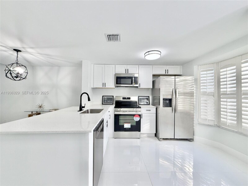Photo - 2699 NE 15th St (Pompano Beach, FL)