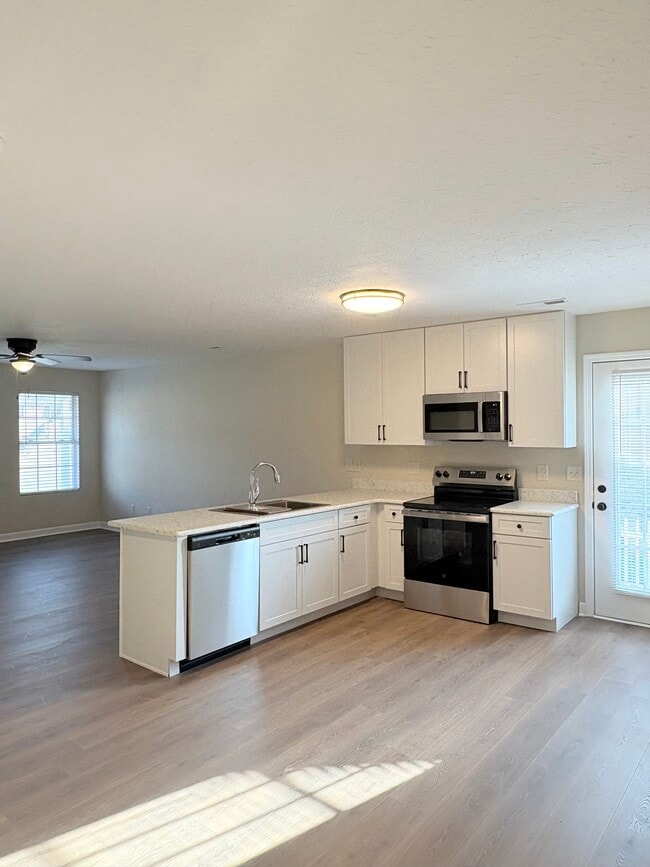 Foto del edificio - 353 Catalpa Cir