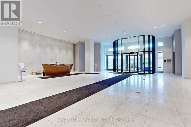 Photo du bâtiment - 50-450 O'Neill Rd
