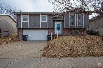 Building Photo - 6105 N 109th St