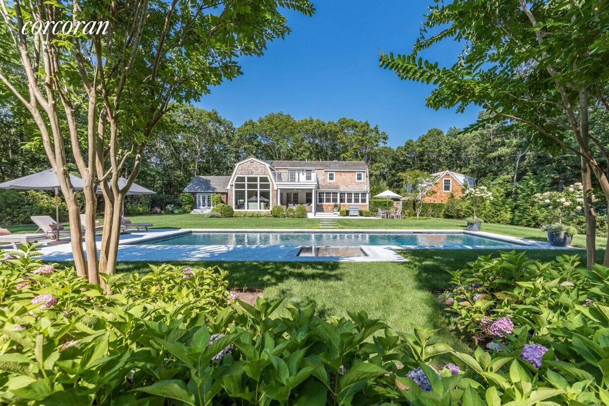Foto principal - 74 Old Farm Rd