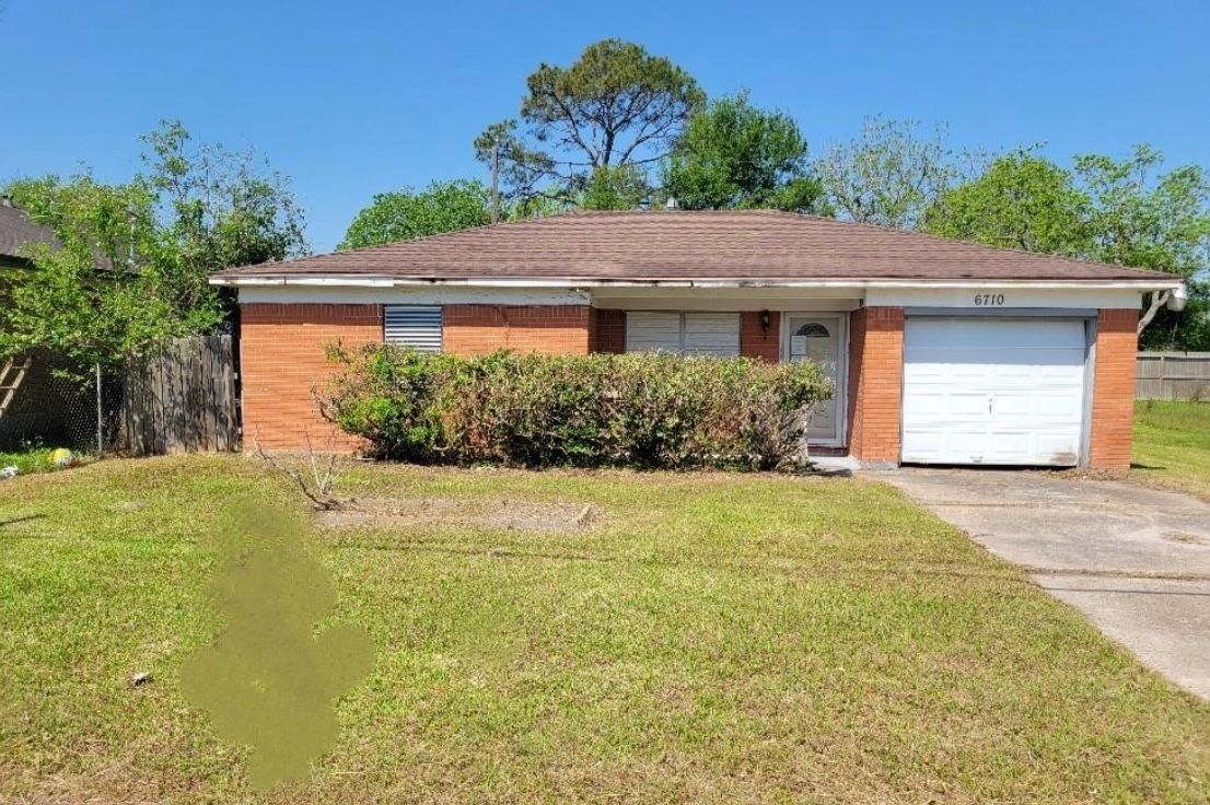 Foto principal - 6710 Fairwood Rd
