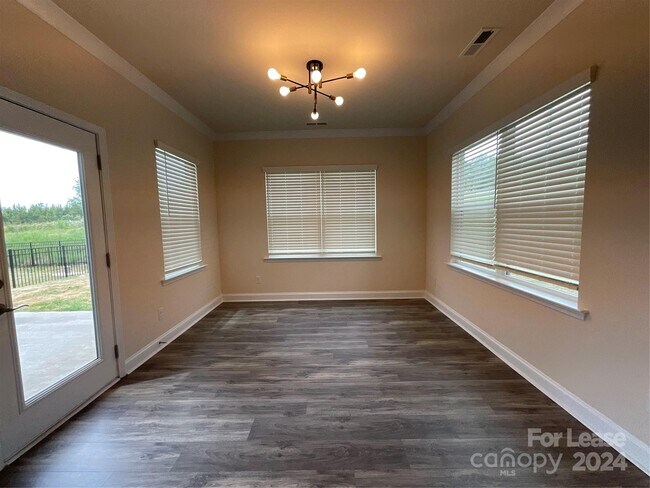Building Photo - 19108 Yellow Birch Dr