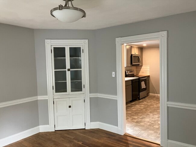 Dining room - 12 Salem St