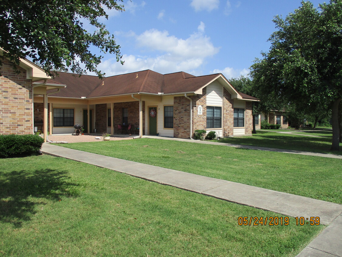 Primary Photo - Fenner Square Apartments