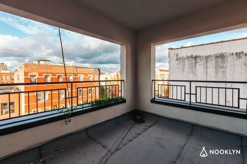 Foto del edificio - 856 Greene Ave