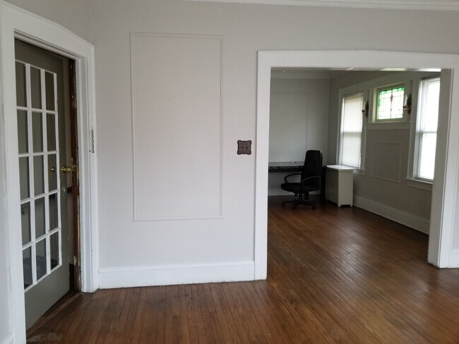 Foto del edificio - 827 Murray St