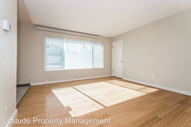 Foto del edificio - 8045 N Princeton St