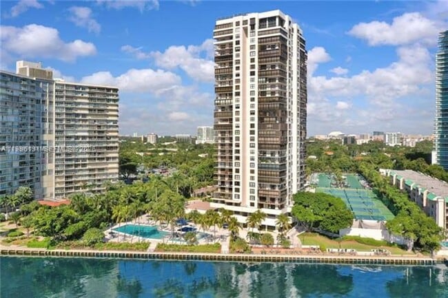 Photo - 2333 Brickell Ave Apartment