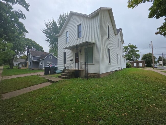 Foto del edificio - 639 Hudson St