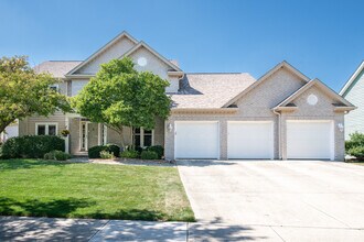 Building Photo - 3631 Falkner Dr