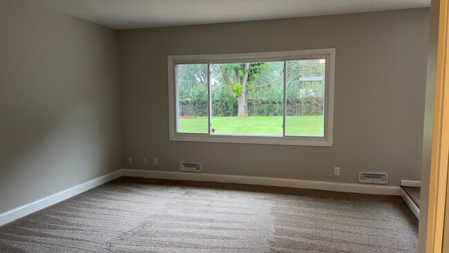 Sala de estar - 6649 Homestead Avenue Ct S
