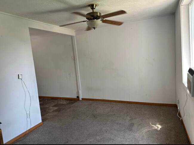 Foto del edificio - 904 Willsie Ave