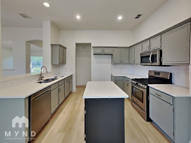 Foto del edificio - 8217 Burleigh St