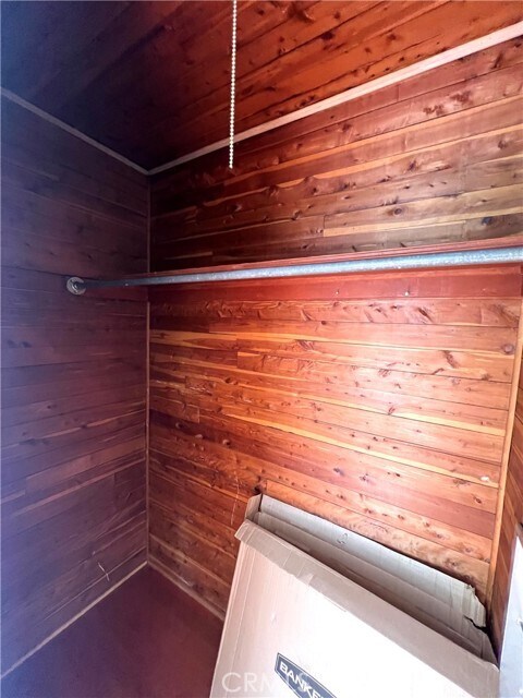 Foto del edificio - 5253 Denny Ave