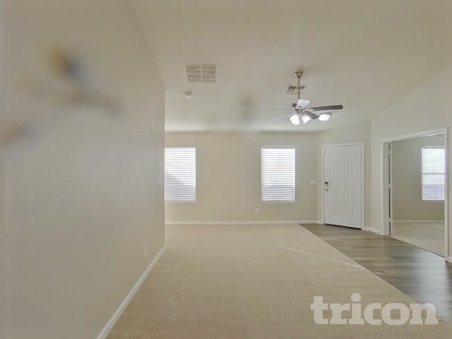 Building Photo - 22671 Scott Dr