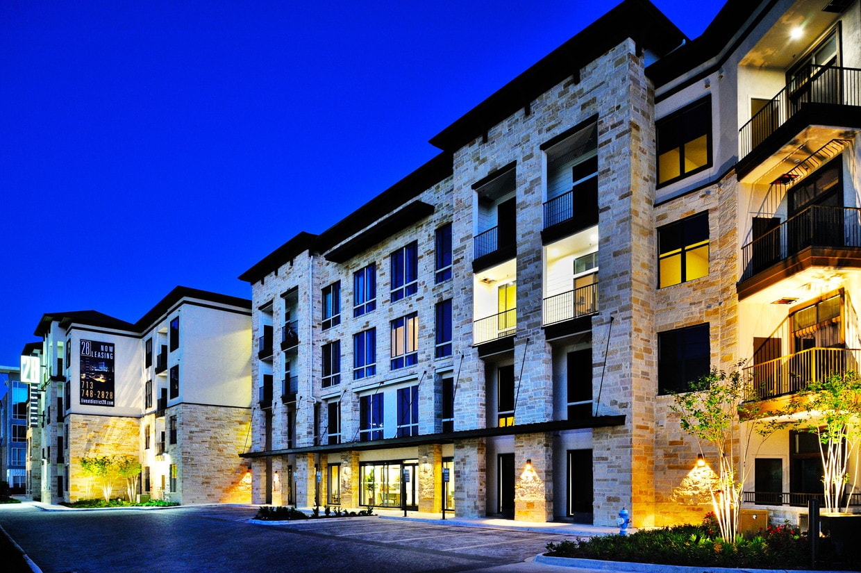 District 28 - 2828 Old Spanish Trl Houston, TX 77054 | Apartments.com