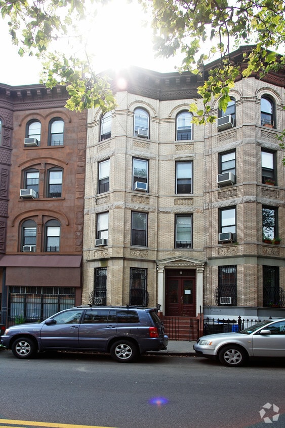 Primary Photo - 347 6th Ave