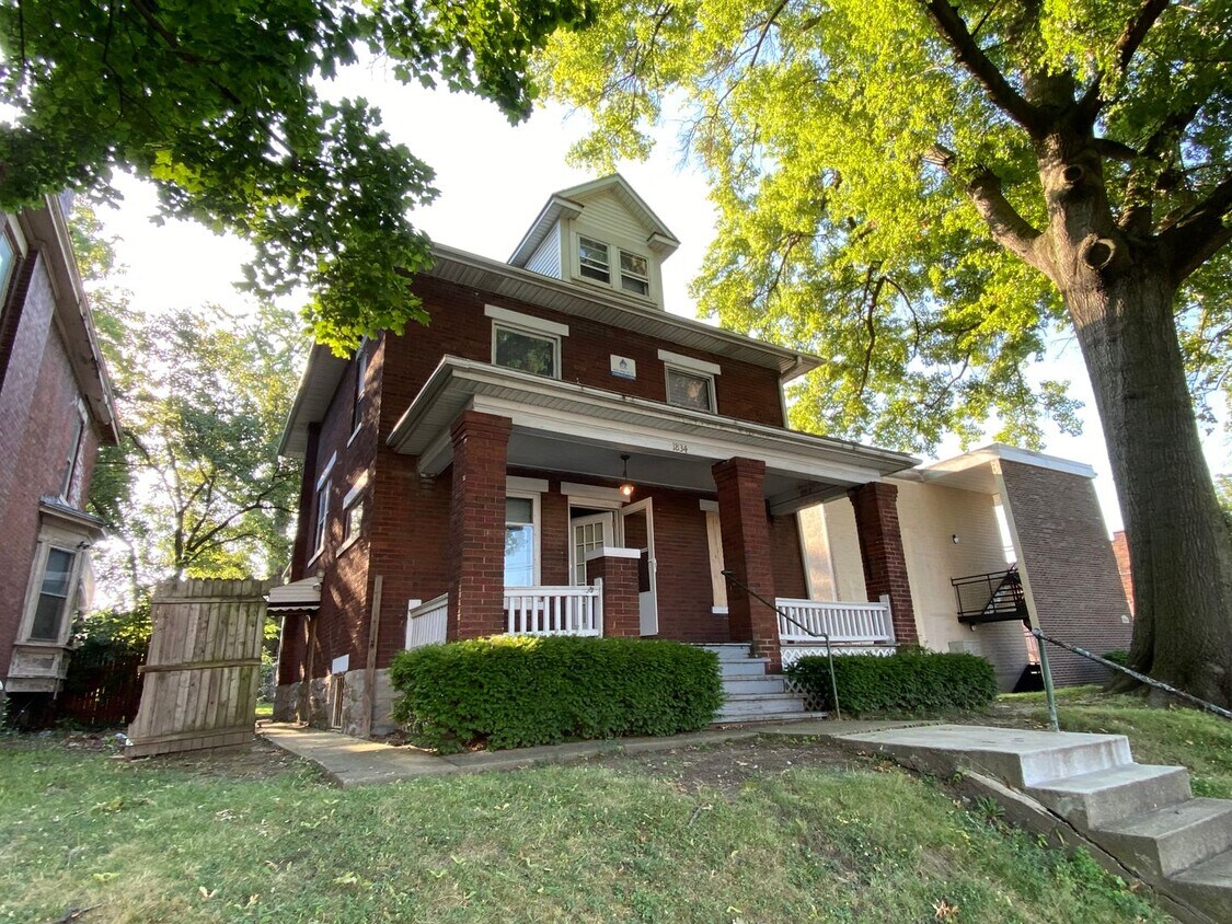 Primary Photo - Single Family Central Campus OSU!