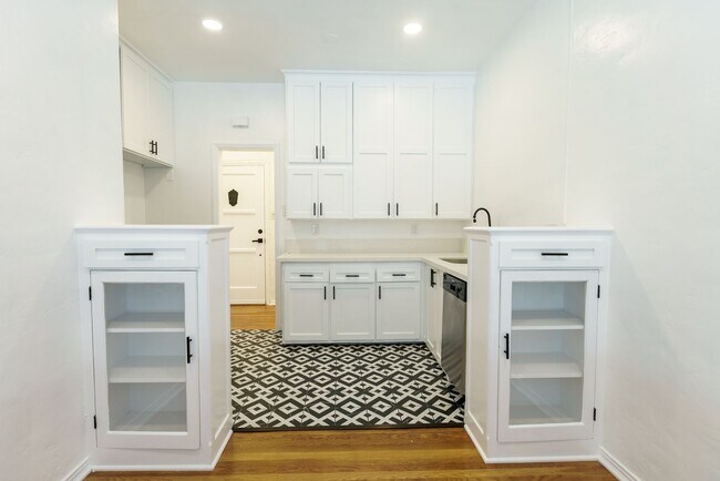 Foto del interior - 147 North Hamilton Drive
