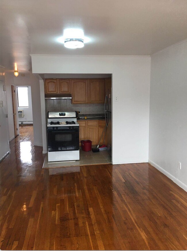 Foto del edificio - 9325 50th Ave