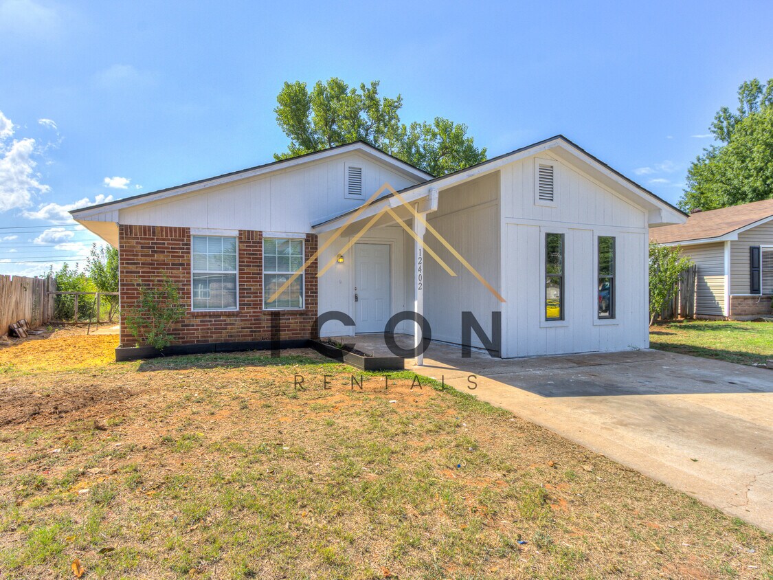 12402 SW 15th Terrace, Yukon, OK 73099 House for Rent in Yukon, OK