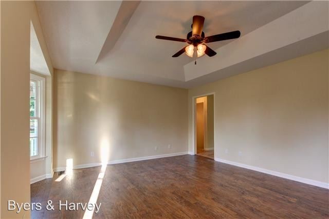 Foto del edificio - 3 br, 2 bath House - 412 Bridlewood Road