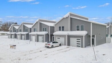 Building Photo - 2190 Dowd St
