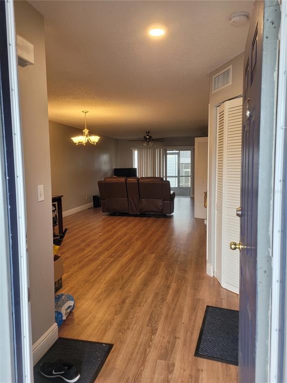 Building Photo - 313 Dirksen Dr