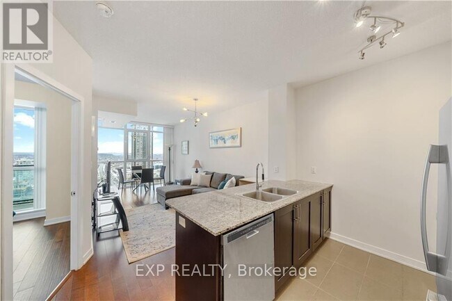 Photo du bâtiment - 4070 Confederation Pkwy