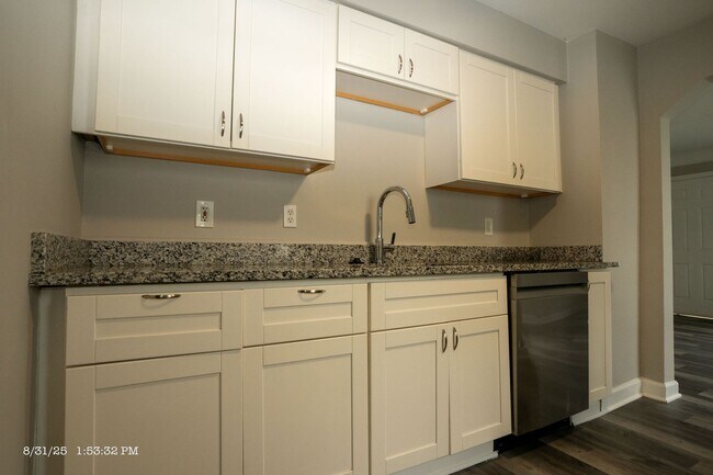 Foto del edificio - A PLACE TO CALL HOME