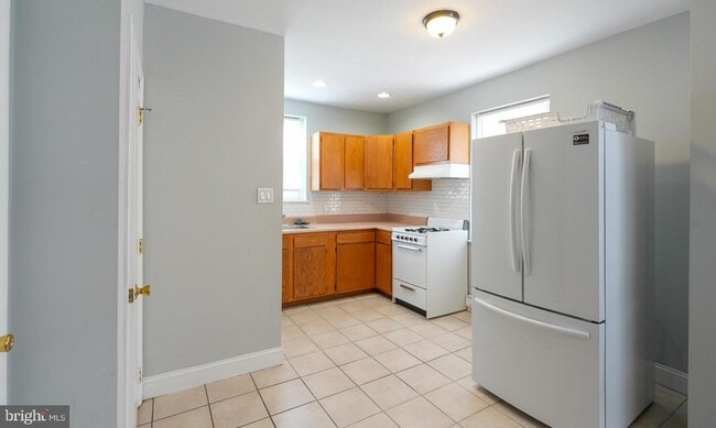 Building Photo - 7401 Andrews Ave