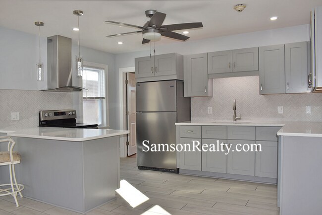 Foto del edificio - 296 Atwells Ave