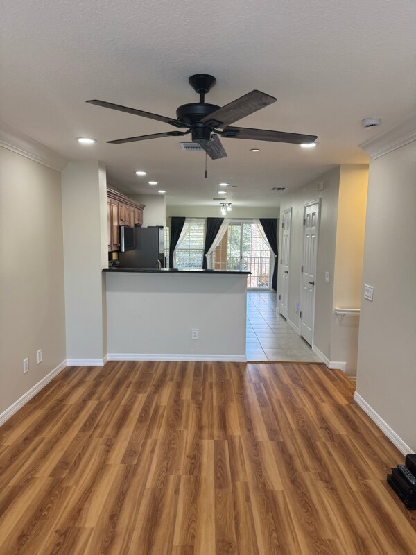 Foto del edificio - 8741 Spruce Hills Ct