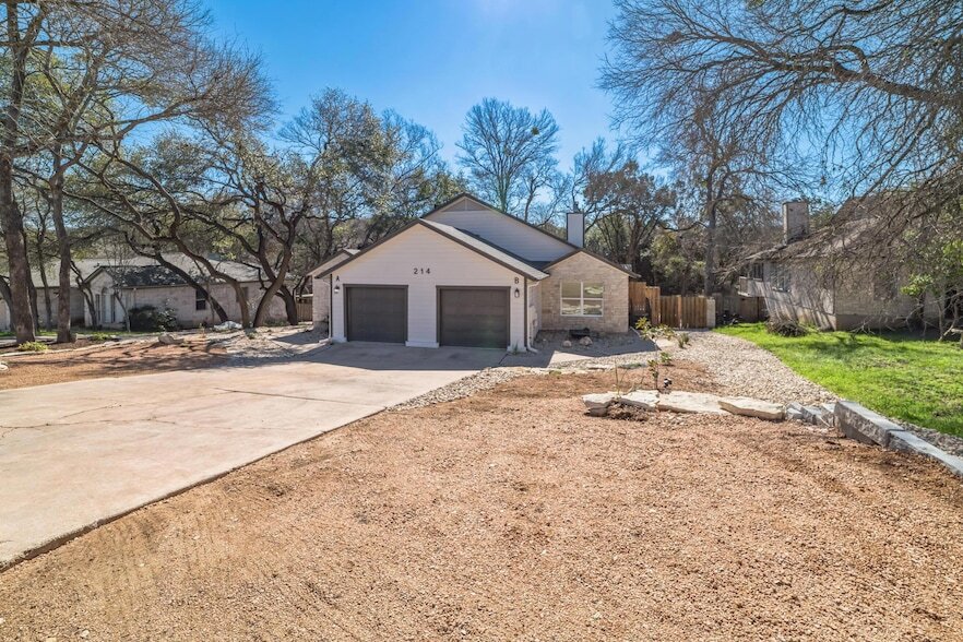 Foto principal - 214 Sailmaster St