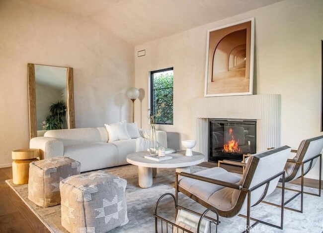 Building Photo - 12106 Maxwellton Rd