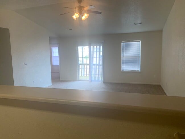 Building Photo - 6715-MF2-E2